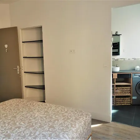 Triangle D Or Plage-garetgv-mairie Apartament *